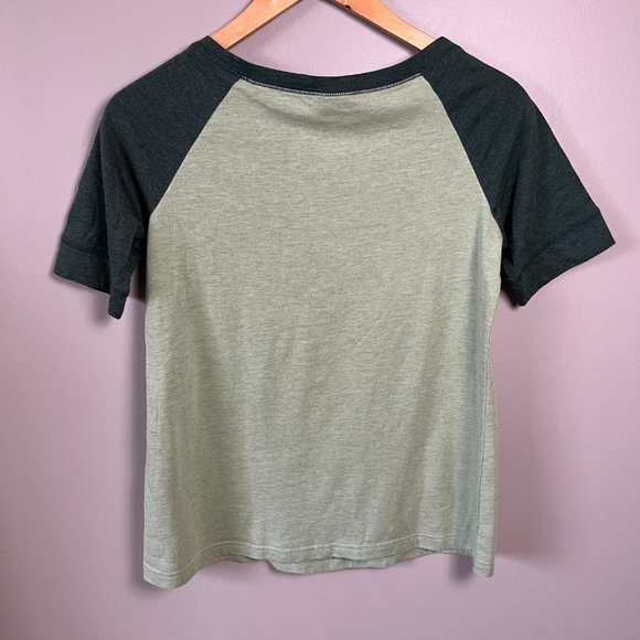 Wicked musical green for good raglan tee - Picture 7 of 9